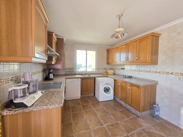 3 sovrum Villa till salu i Monóvar / Monóver med pool - 319 995 € (Ref: 9776871)