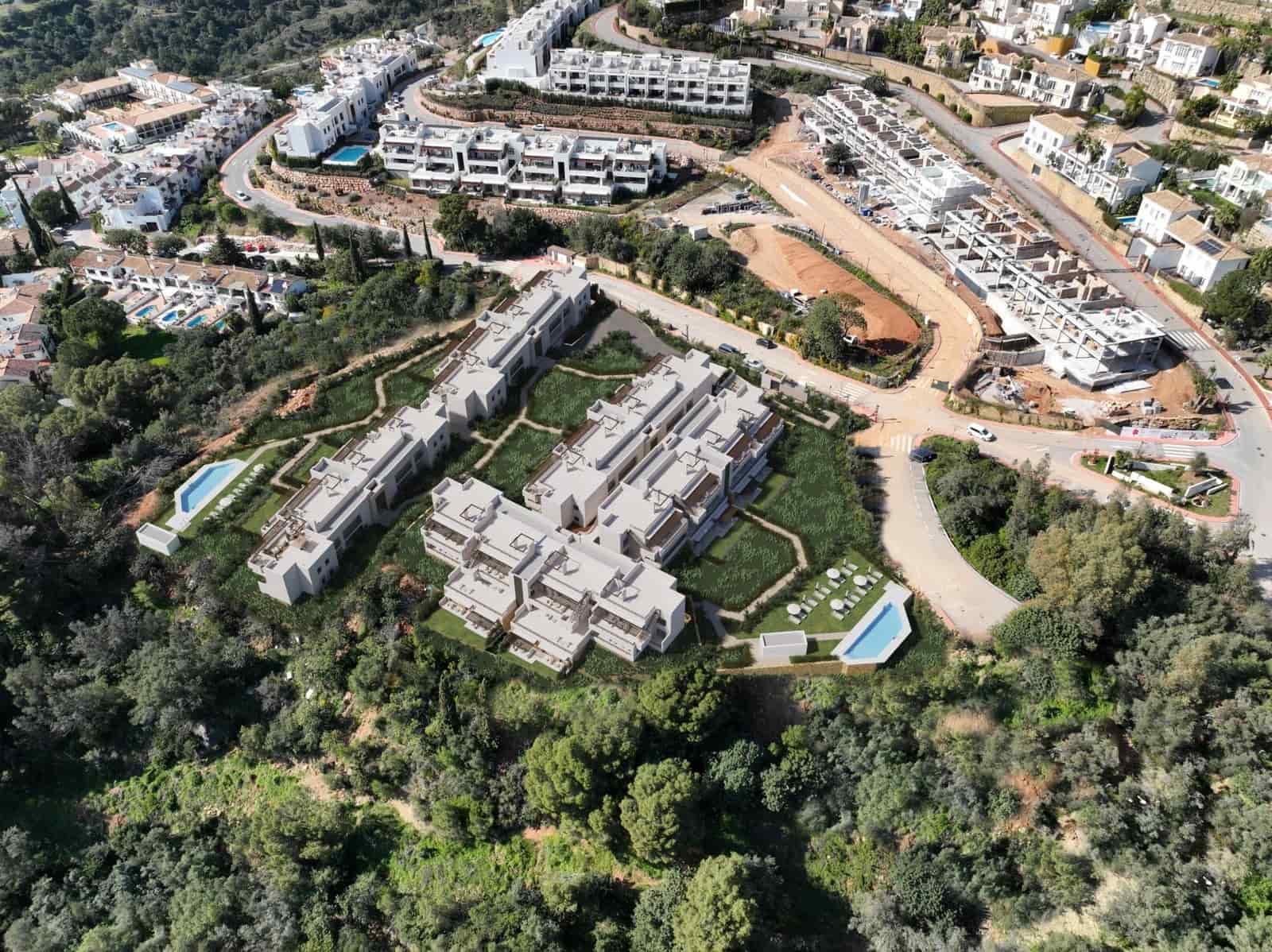 2 soverom Leilighet til salgs i Istan med svømmebasseng garasje - € 460 000 (Ref: 9779950)