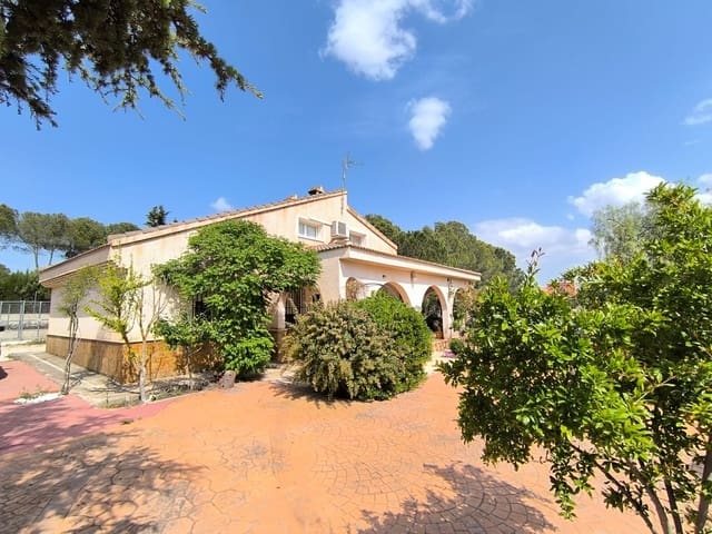 5 Zimmer Villa zu verkaufen in Yecla mit Pool Garage - 296.900 € (Ref: 9782510)