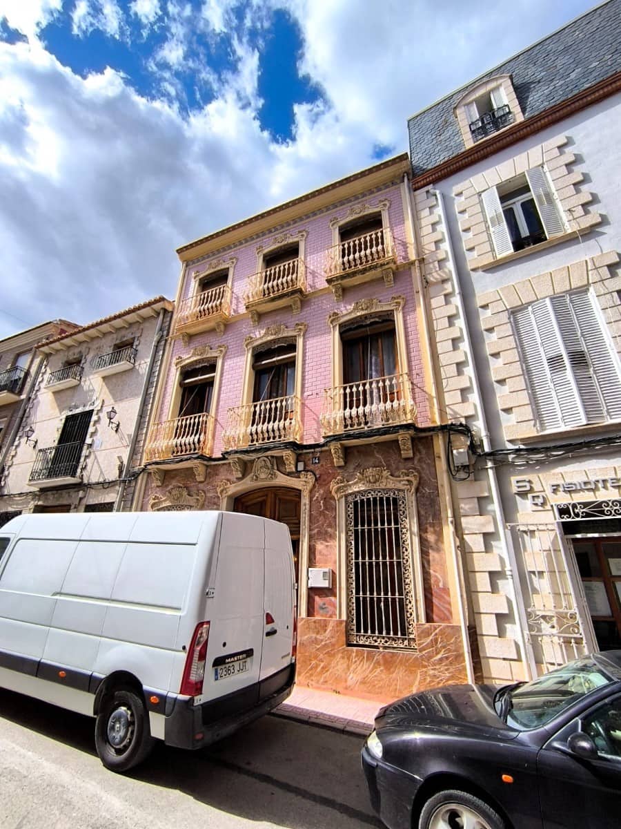 6 soveværelse Byhus til salg i Caudete - € 250.000 (Ref: 9782894)