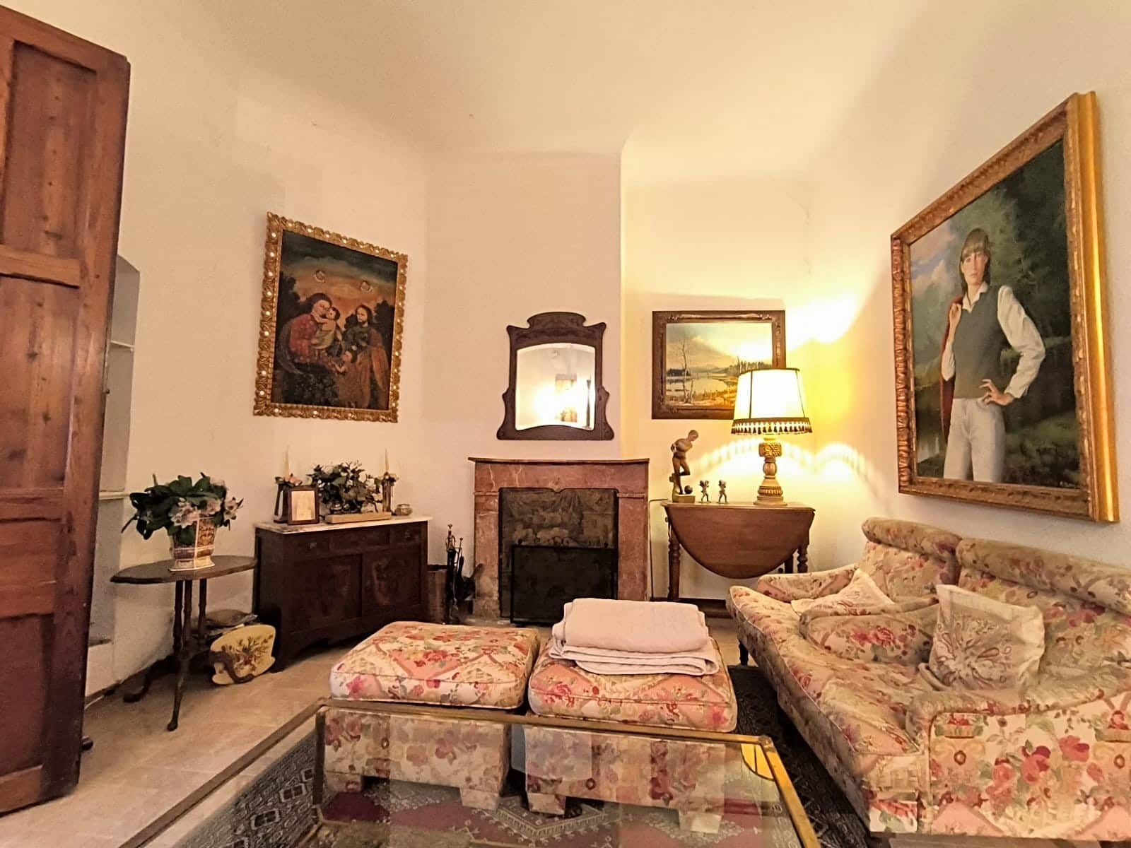 6 soveværelse Byhus til salg i Caudete - € 250.000 (Ref: 9782894)