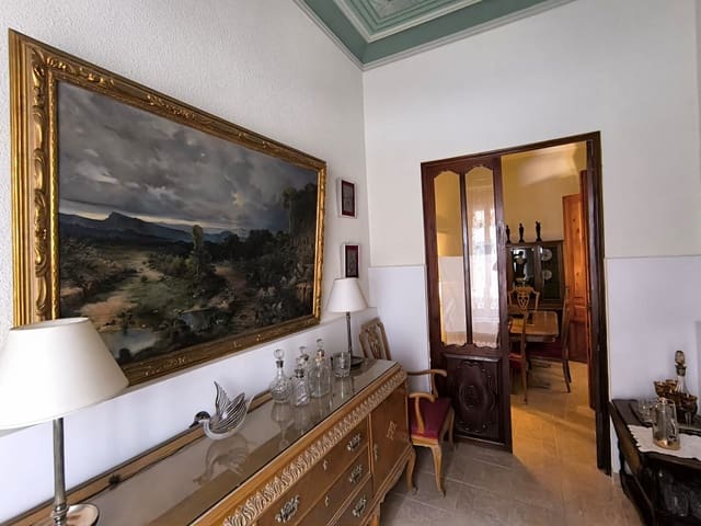 6 soveværelse Byhus til salg i Caudete - € 250.000 (Ref: 9782894)