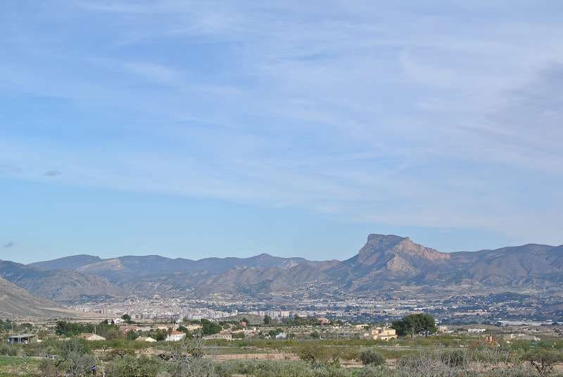 4 bedroom Finca/Country House for sale in Monovar / Monover with garage - € 99,995 (Ref: 9789834)