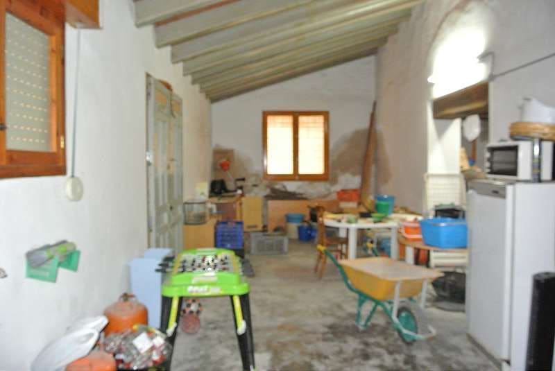 4 bedroom Finca/Country House for sale in Monovar / Monover with garage - € 99,995 (Ref: 9789834)