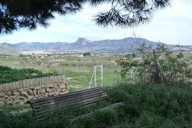 4 bedroom Finca/Country House for sale in Monovar / Monover with garage - € 99,995 (Ref: 9789834)