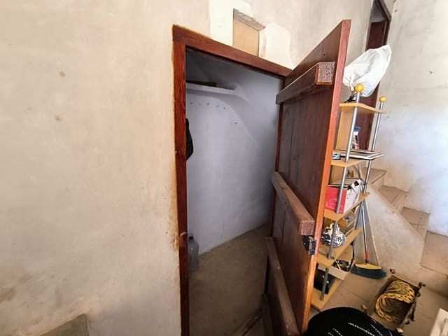 7 sovrum Finca/Hus på landet till salu i Yecla med garage - 131 980 € (Ref: 9798509)