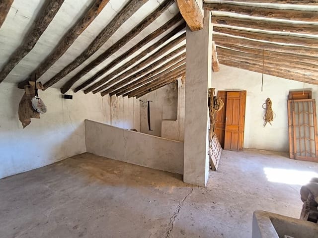 7 chambre Finca/Maison de Campagne à vendre à Yecla avec garage - 131 980 € (Ref: 9798509)