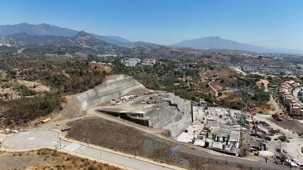 3 sovrum Takvåning till salu i New Golden Mile med pool - 1 408 830 € (Ref: 9801498)