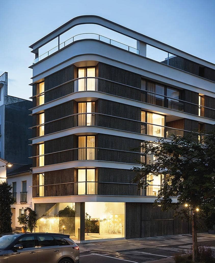 2 makuuhuone Kattohuoneisto myytävänä paikassa Estepona mukana uima-altaan 
autotalli - 1 249 000 € (Ref: 9801596)