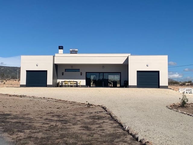 4 soverom Villa til salgs i Pinoso med svømmebasseng garasje - € 436 000 (Ref: 9802037)