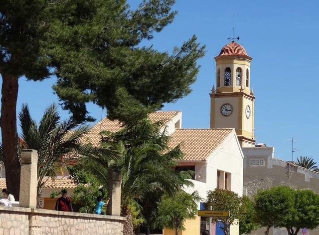 2 camera da letto Villa in vendita in La Romana con piscina garage - 366.000 € (Rif: 9802390)