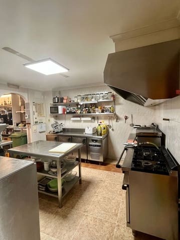 Comercial para venda em Montgó - Ermita, Javea / Xàbia - 475 000 € (Ref: 9810810)