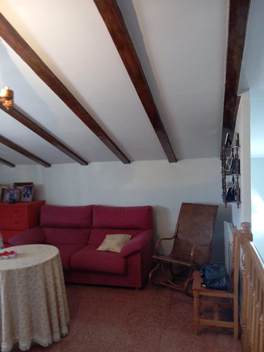 6 bedroom Villa for sale in Yecla with pool garage - € 445,000 (Ref: 9813595)