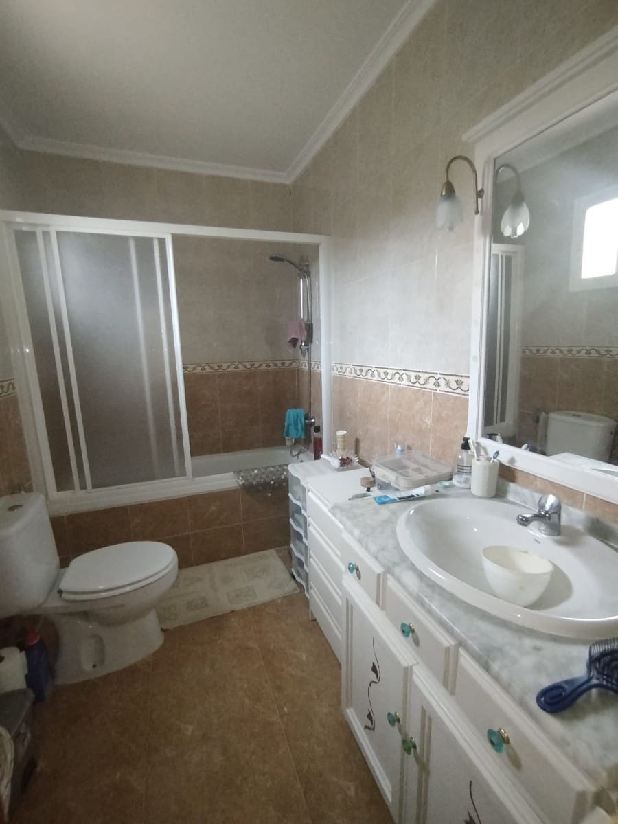 3 chambre Villa/Maison à vendre à La Romana avec piscine - 290 000 € (Ref: 9821357)