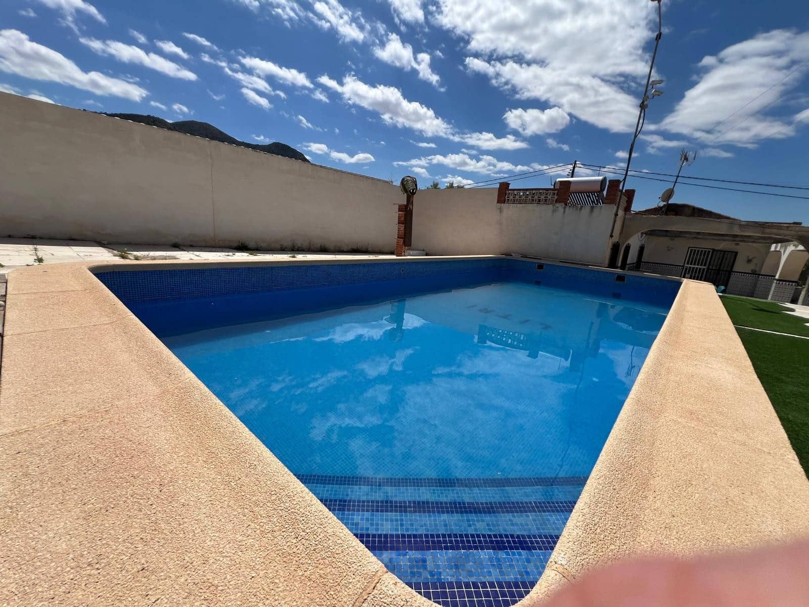 2 bedroom Finca/Country House for sale in L'Alguena / Alguenya - € 180,000 (Ref: 9834539)