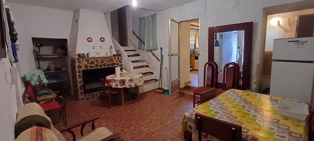 6 sypialnia Finka/Dom wiejski na sprzedaż w Yecla z garażem - 70 000 € (Ref: 9856172)