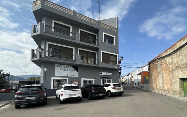 Local Comercial de 8 habitaciones en Tormos en venta con garaje - 260.000 € (Ref: 9858211)
