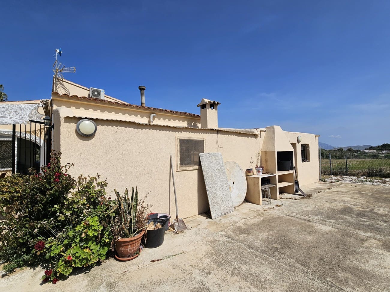 3 slaapkamer Finca/Landhuis te koop in Teulada-Moraira met zwembad - € 585.000 (Ref: 9858215)