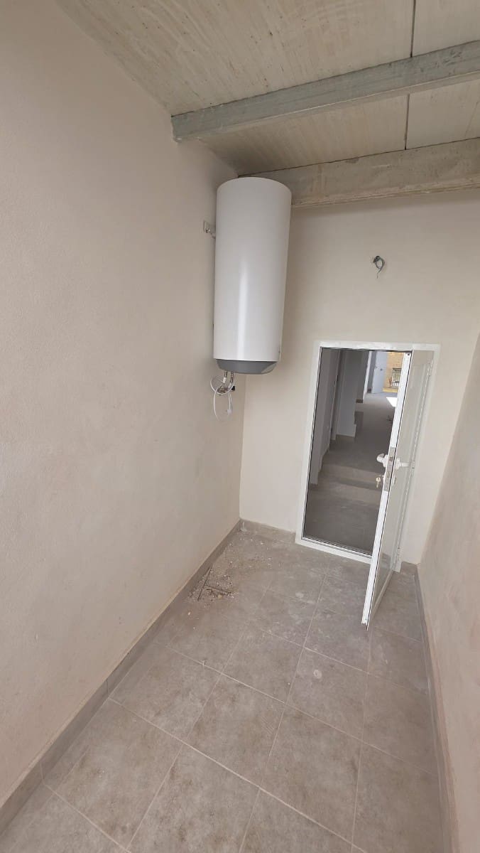 3 bedroom Townhouse for sale in Pinoso - € 129,999 (Ref: 9858581)