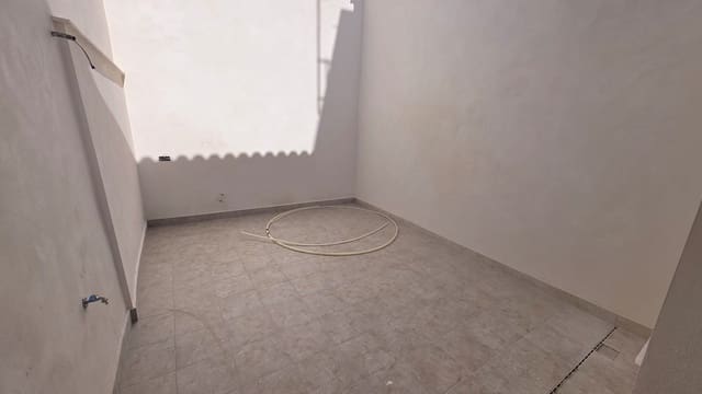 3 soveværelse Byhus til salg i Pinoso - € 129.999 (Ref: 9858581)