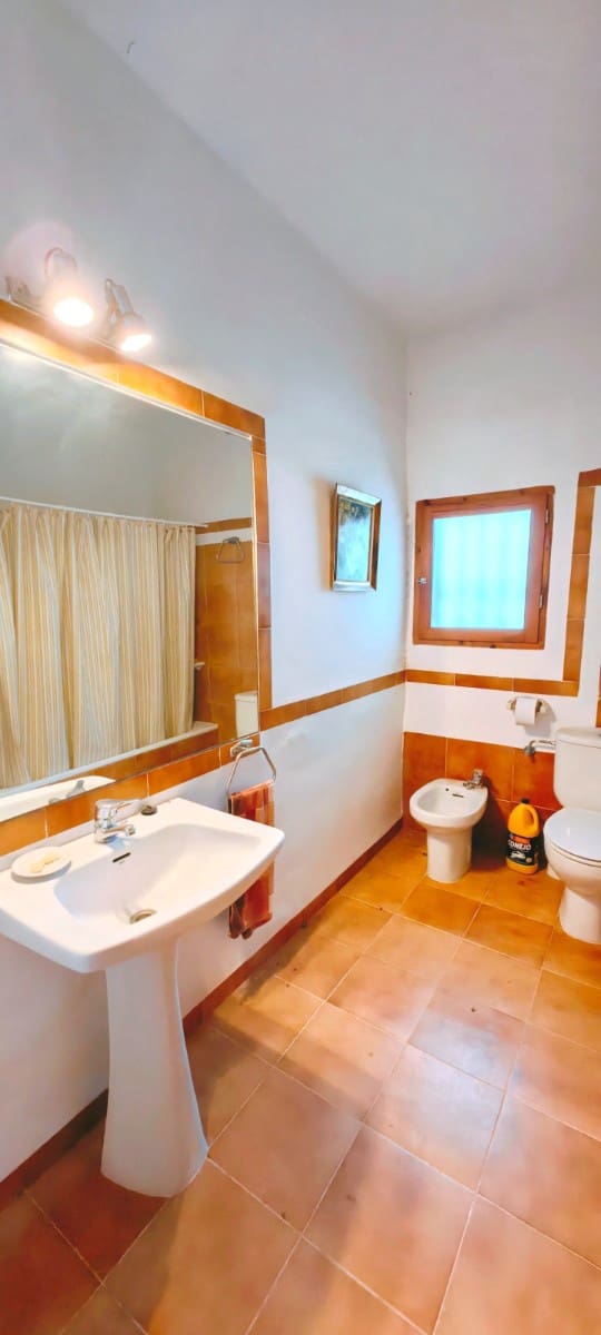 5 bedroom Finca/Country House for sale in Yecla with garage - € 600,000 (Ref: 9860779)