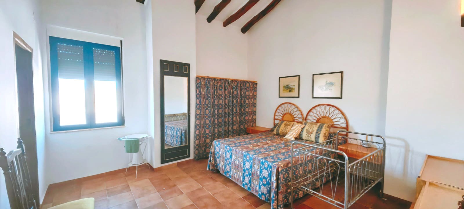 5 bedroom Finca/Country House for sale in Yecla with garage - € 600,000 (Ref: 9860779)