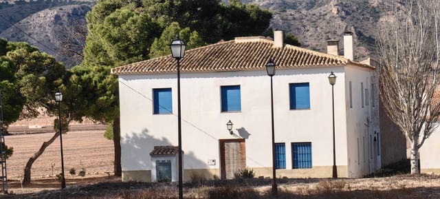 5 camera da letto Finca/Casa di Campagna in vendita in Yecla con garage - 600.000 € (Rif: 9860779)