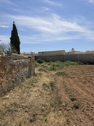 Ubebygd land til salgs i La Canalosa, Hondón de las Nieves - € 36 000 (Ref: 9872229)