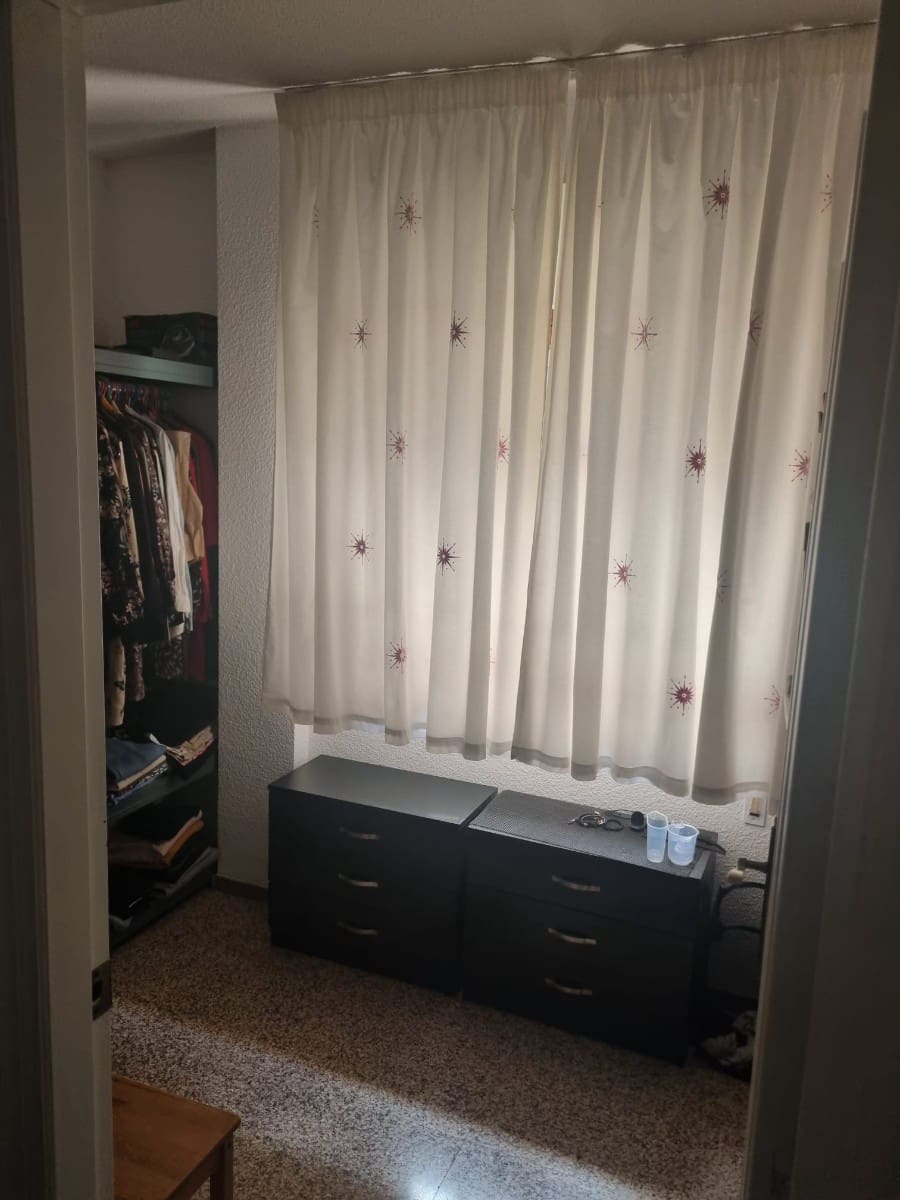 4 bedroom Apartment for sale in Pinoso - € 118,000 (Ref: 9872352)