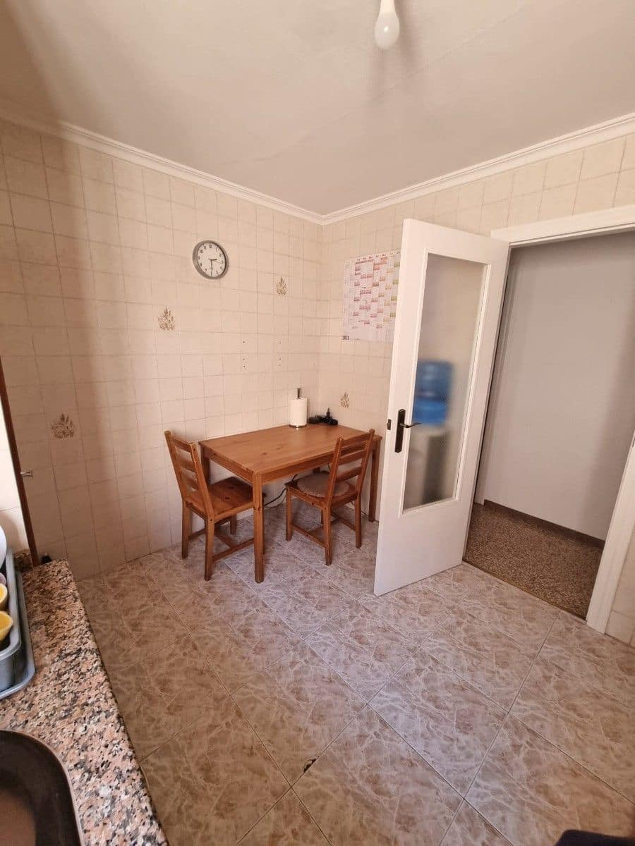 4 bedroom Apartment for sale in Pinoso - € 112,500 (Ref: 9872352)