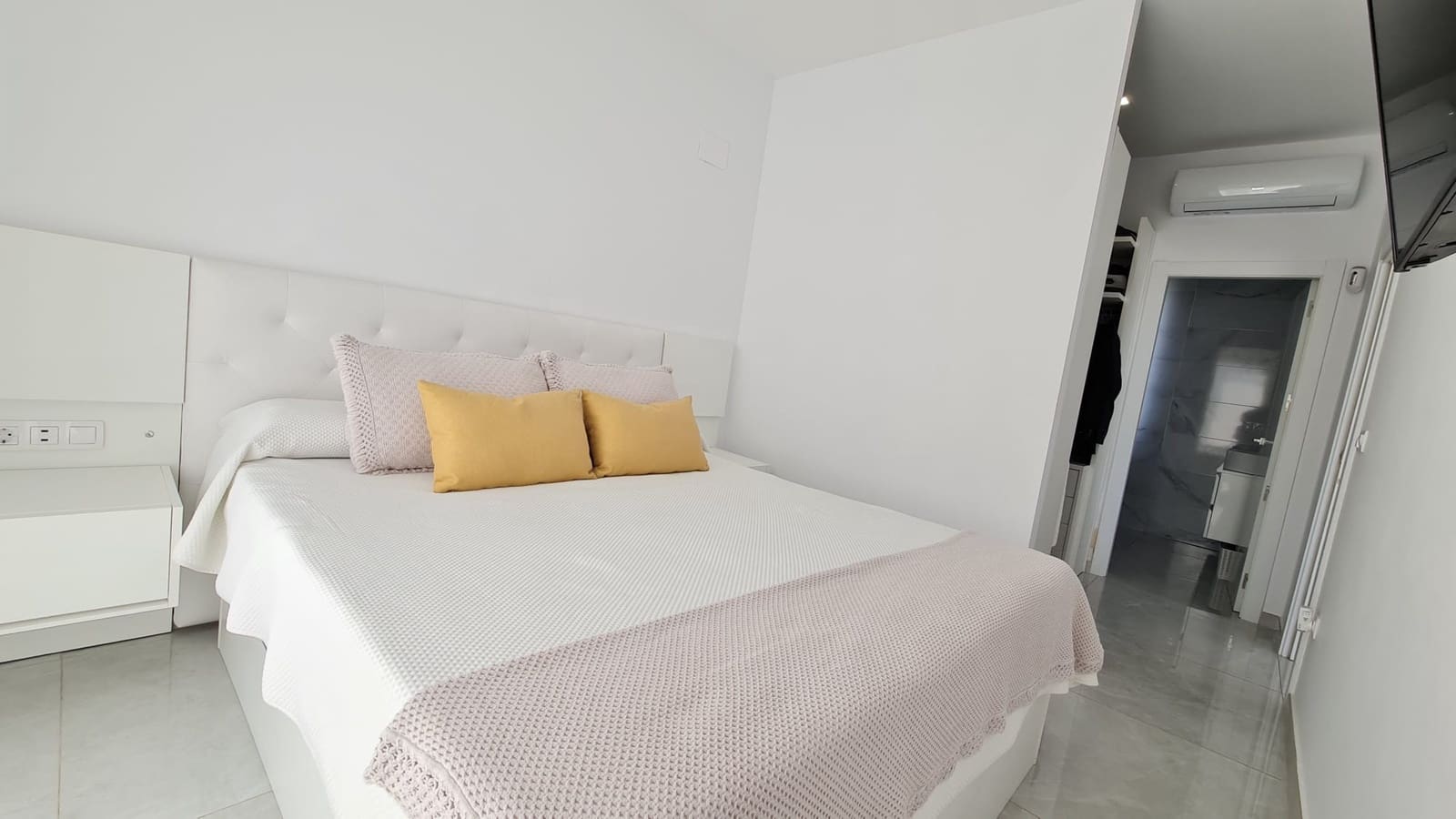 3 sypialnia Willa na sprzedaż w Pinoso z basenem - 299 995 € (Ref: 9872854)