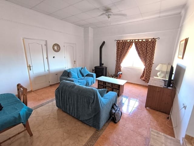 4 sypialnia Willa na sprzedaż w Villena z basenem garażem - 225 000 € (Ref: 9885090)