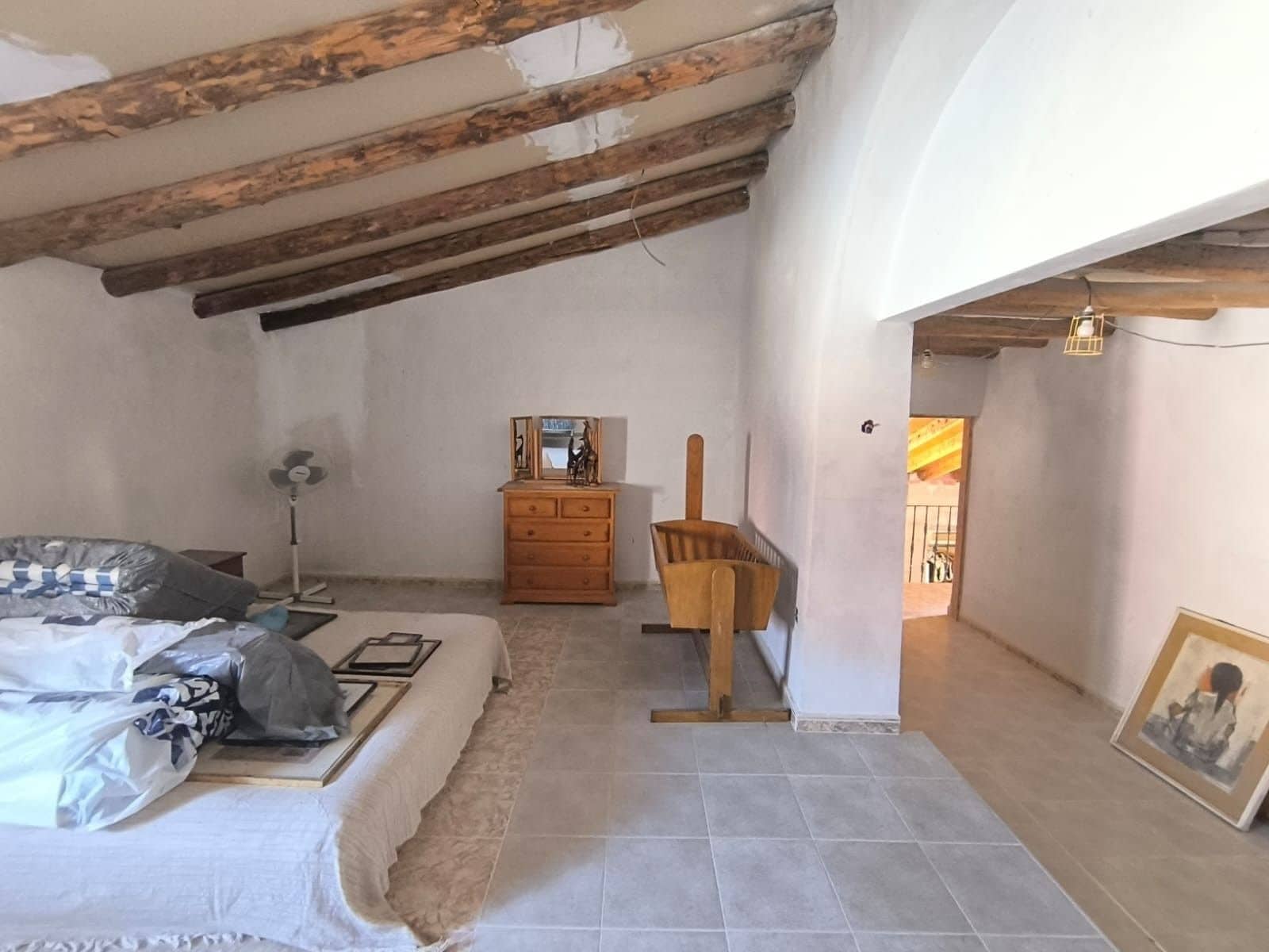 4 bedroom Villa for sale in Chinorlet / Xinorlet with pool garage - € 229,995 (Ref: 9897222)