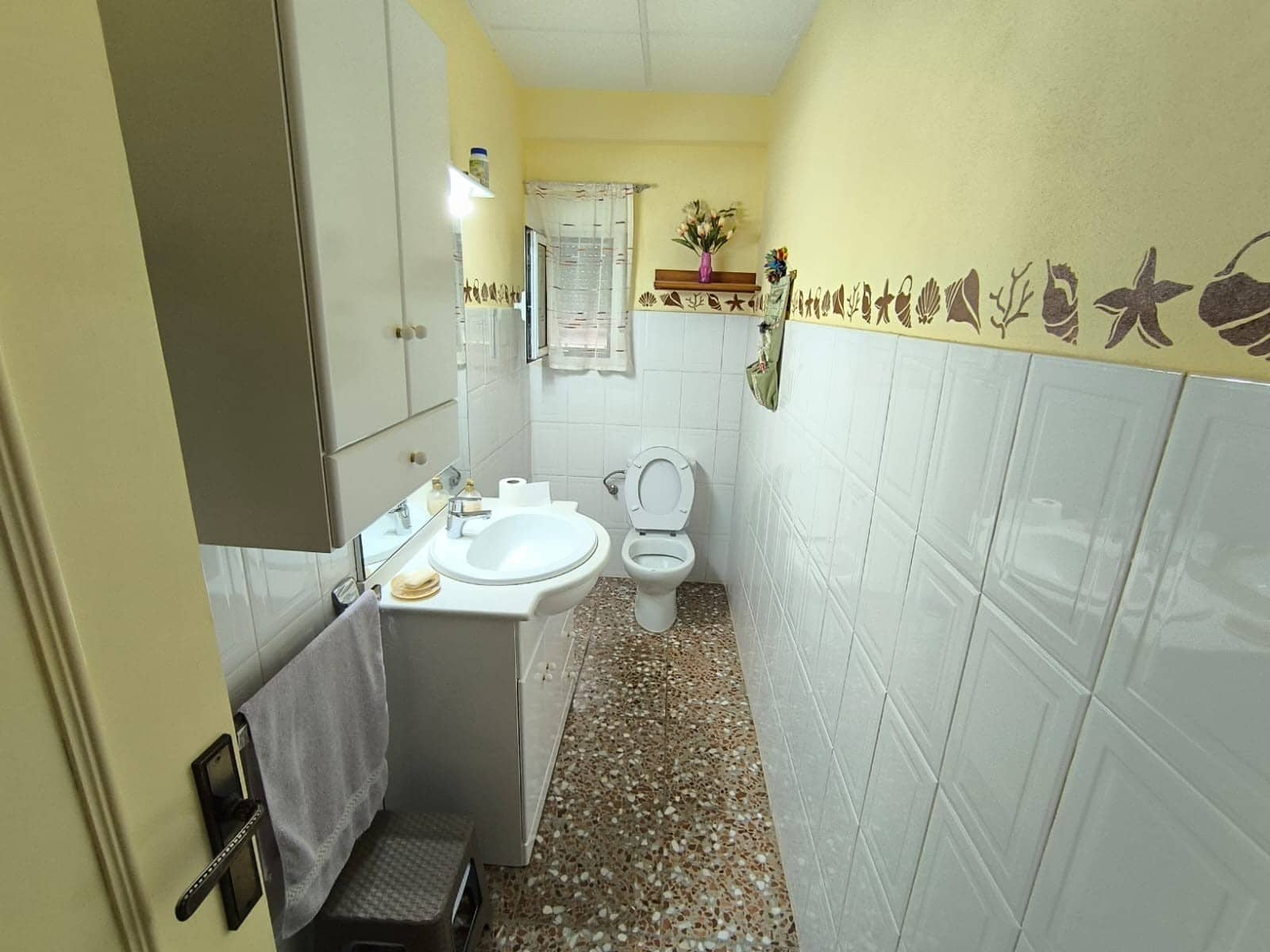 4 sypialnia Finka/Dom wiejski na sprzedaż w Yecla z basenem garażem - 170 000 € (Ref: 9899837)
