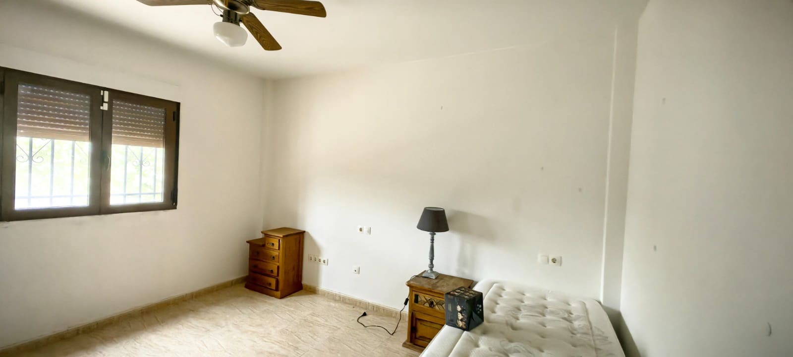 3 Zimmer Villa zu verkaufen in Pinoso mit Pool - 375.000 € (Ref: 9902075)