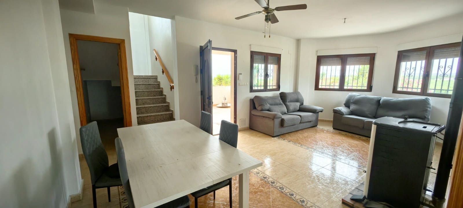 3 Zimmer Villa zu verkaufen in Pinoso mit Pool - 375.000 € (Ref: 9902075)
