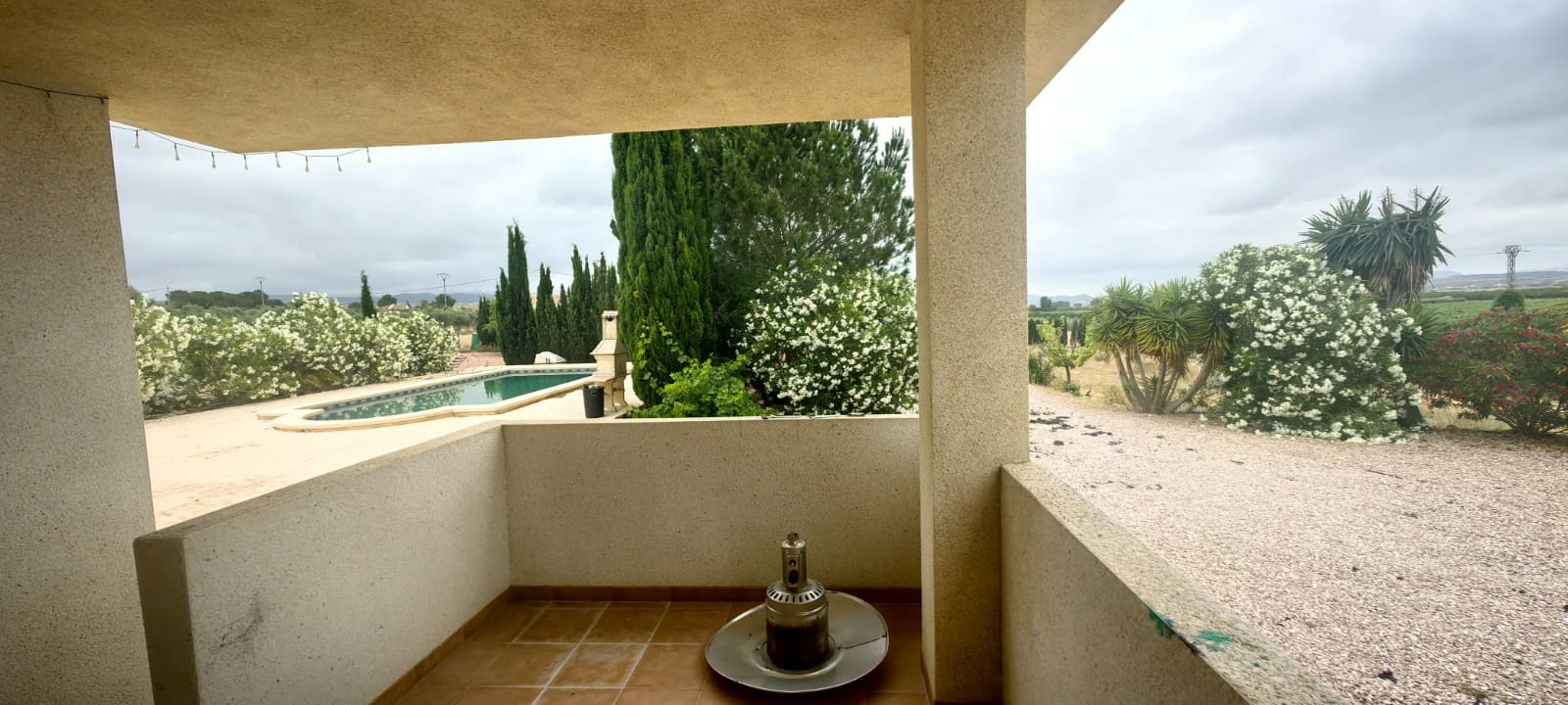 3 Zimmer Villa zu verkaufen in Pinoso mit Pool - 375.000 € (Ref: 9902075)