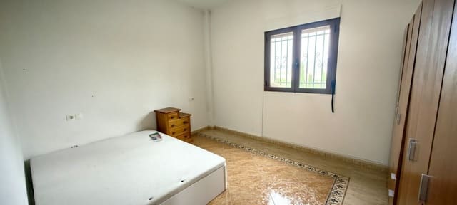 3 soveværelse Villa til salg i Pinoso med swimmingpool - € 375.000 (Ref: 9902075)