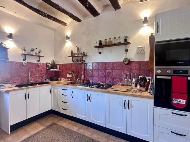 4 sovrum Finca/Hus på landet till salu i Monóvar / Monóver med garage - 199 995 € (Ref: 9922865)