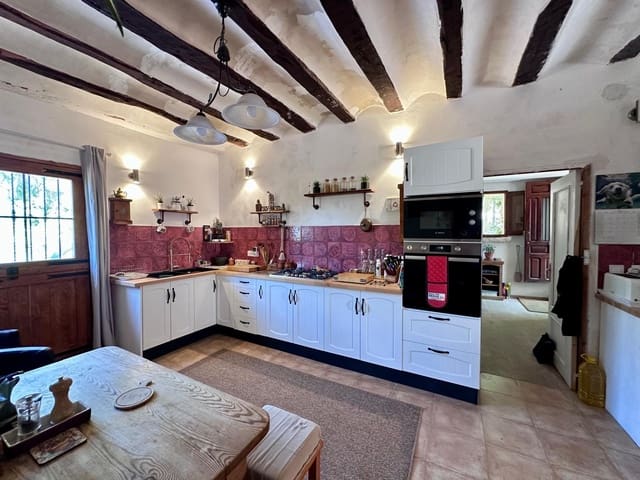 4 sovrum Finca/Hus på landet till salu i Monóvar / Monóver med garage - 199 995 € (Ref: 9922865)