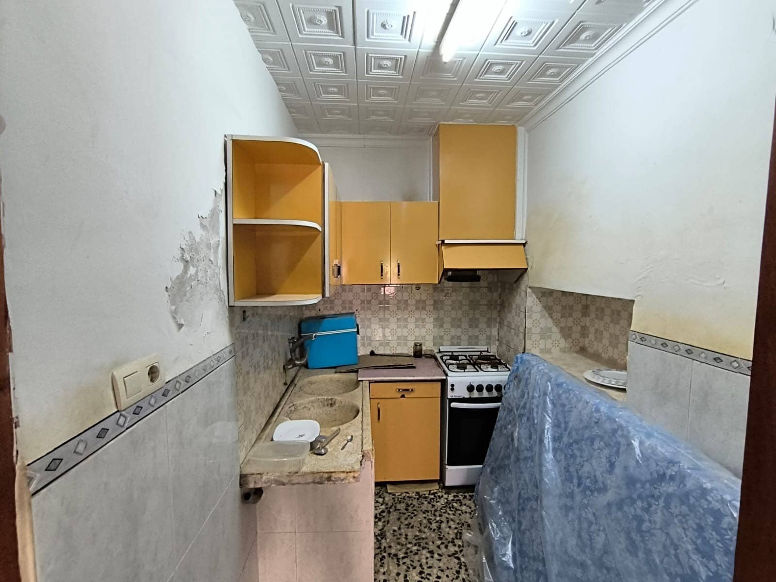 6 Zimmer Haus zu verkaufen in Pinoso mit Garage - 56.000 € (Ref: 9928671)