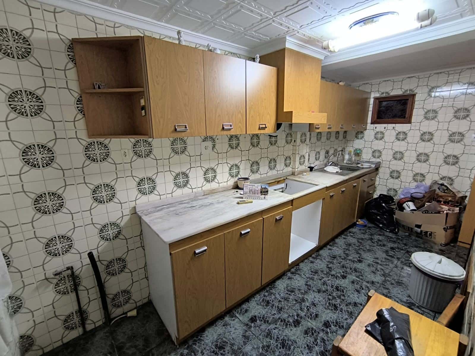 6 Zimmer Haus zu verkaufen in Pinoso mit Garage - 56.000 € (Ref: 9928671)
