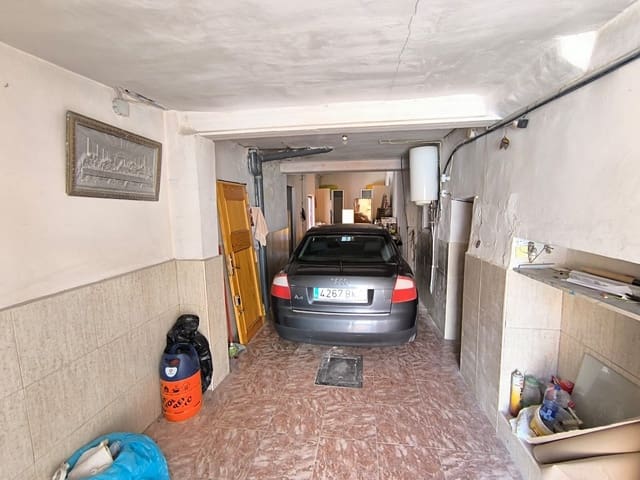 6 Zimmer Haus zu verkaufen in Pinoso mit Garage - 56.000 € (Ref: 9928671)