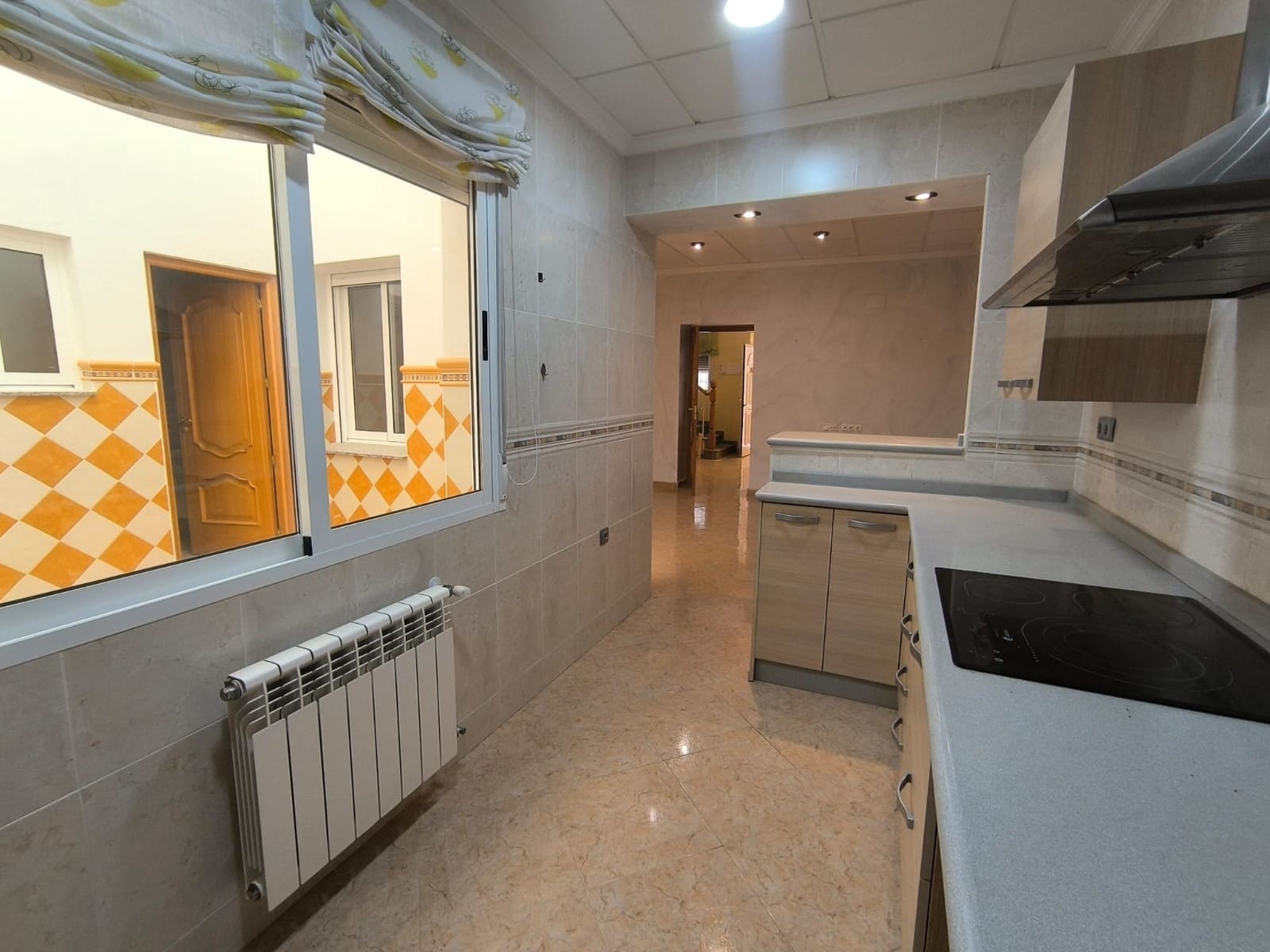 4 soveværelse Byhus til salg i L'Alguena / Alguenya - € 126.000 (Ref: 9932146)