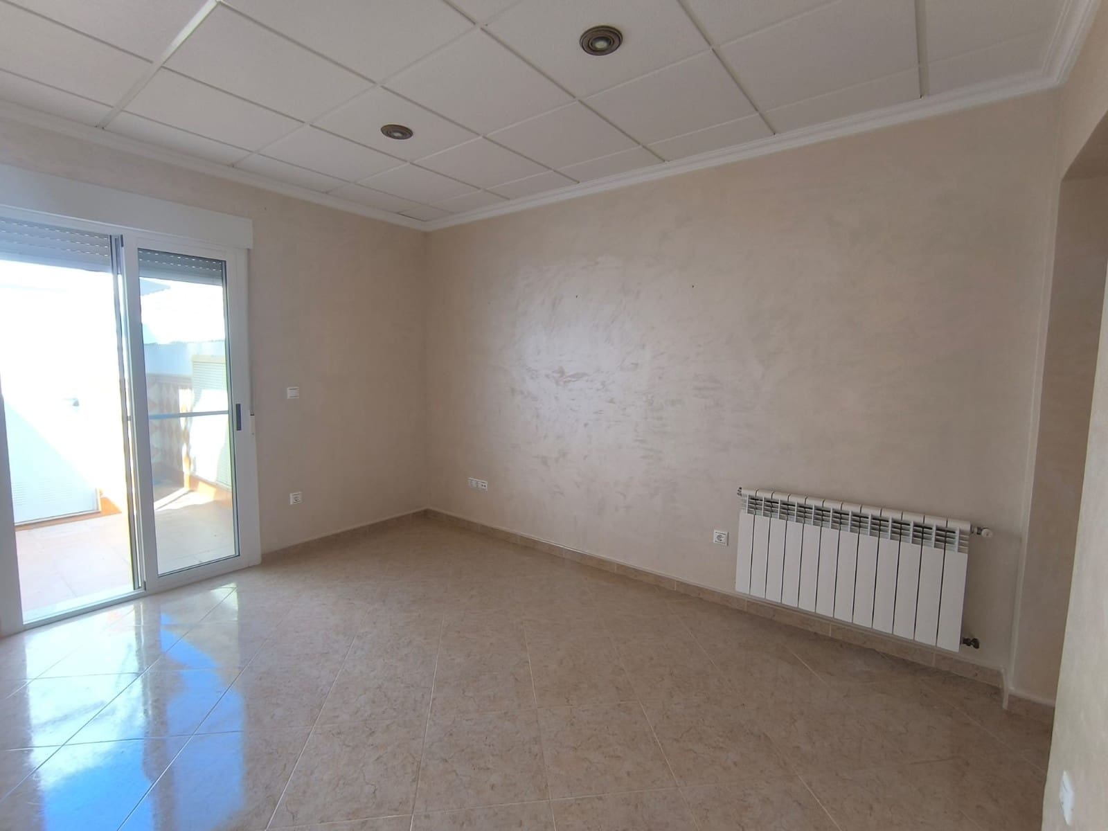 4 soveværelse Byhus til salg i L'Alguena / Alguenya - € 126.000 (Ref: 9932146)