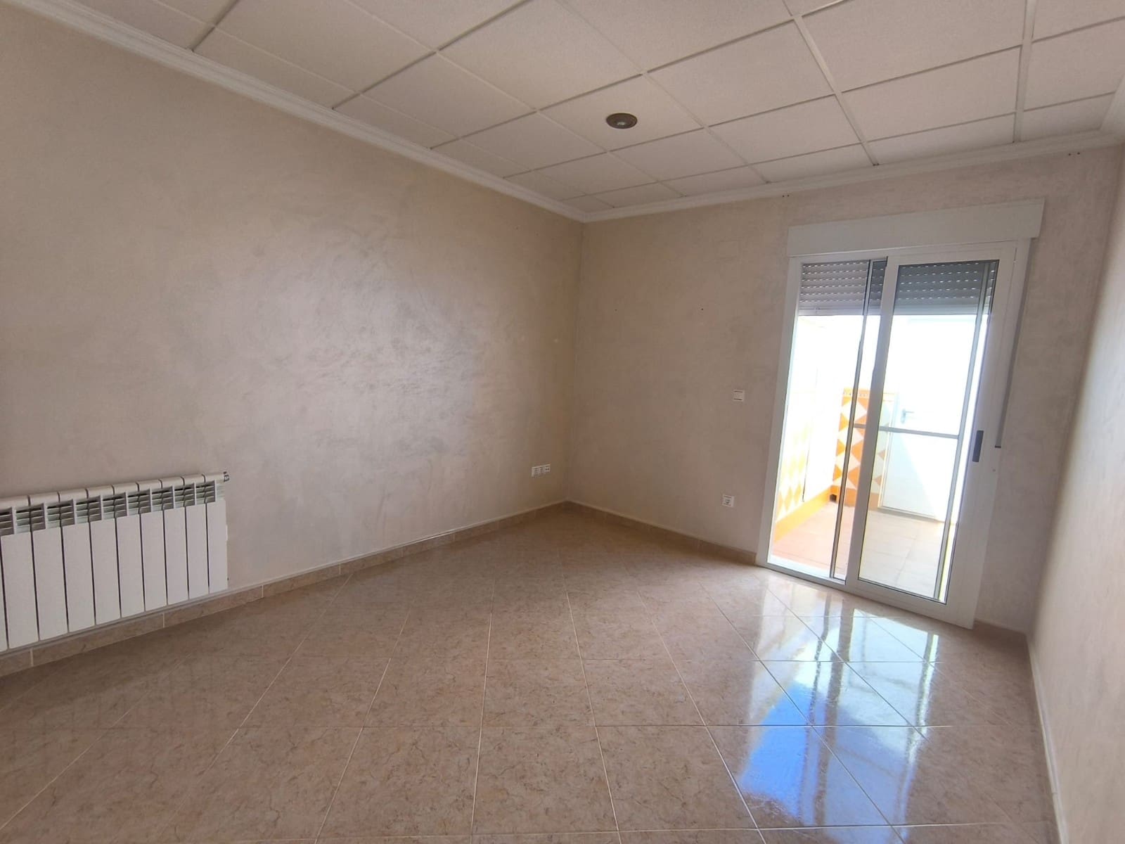 4 soveværelse Byhus til salg i L'Alguena / Alguenya - € 126.000 (Ref: 9932146)