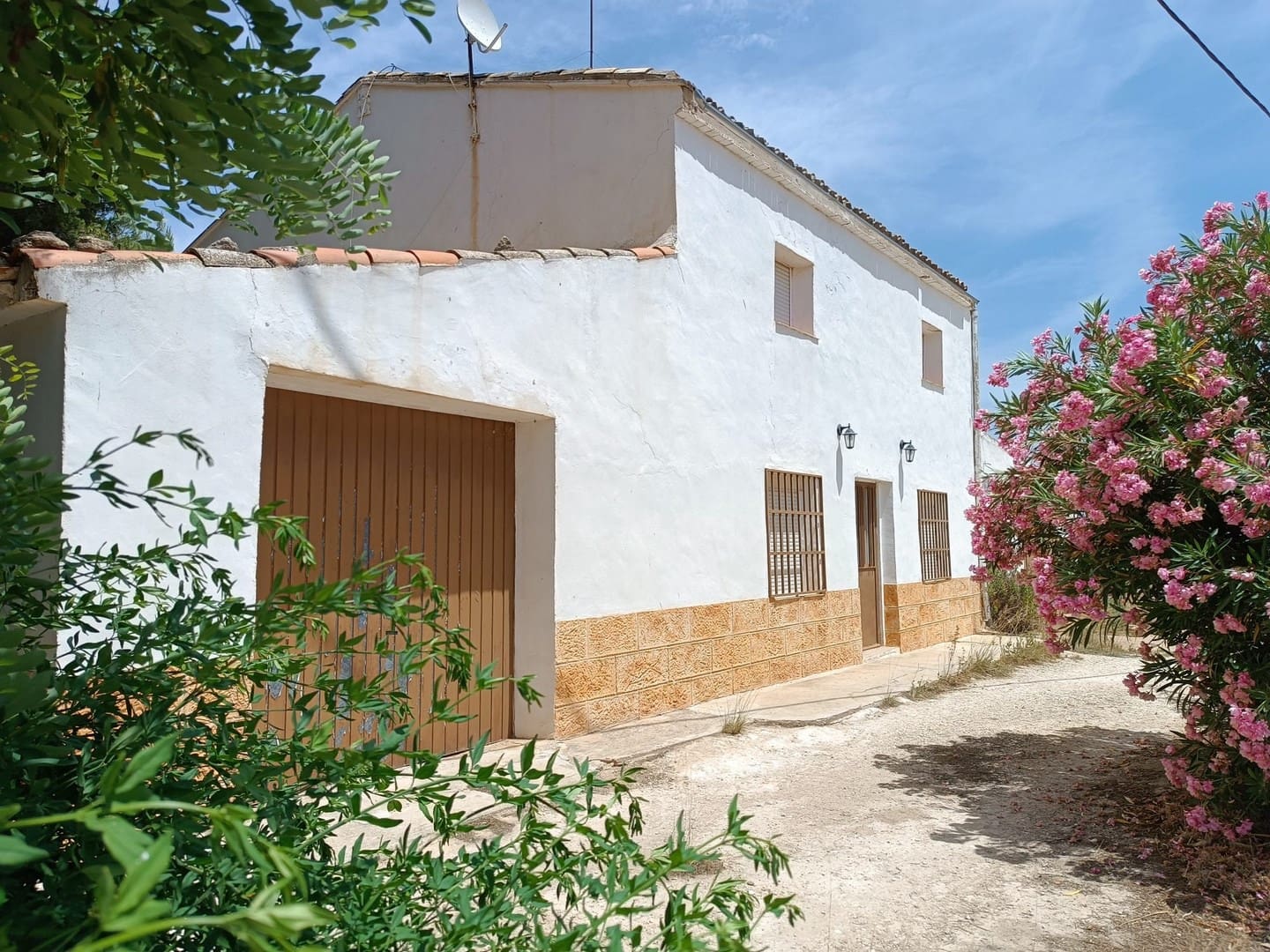 5 soverom Finca/Herregård til salgs i Yecla med svømmebasseng garasje - € 195 000 (Ref: 9939249)
