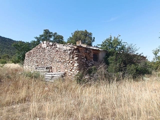 3 soveværelse Finca/Landehus til salg i Yecla med garage - € 49.000 (Ref: 9939250)