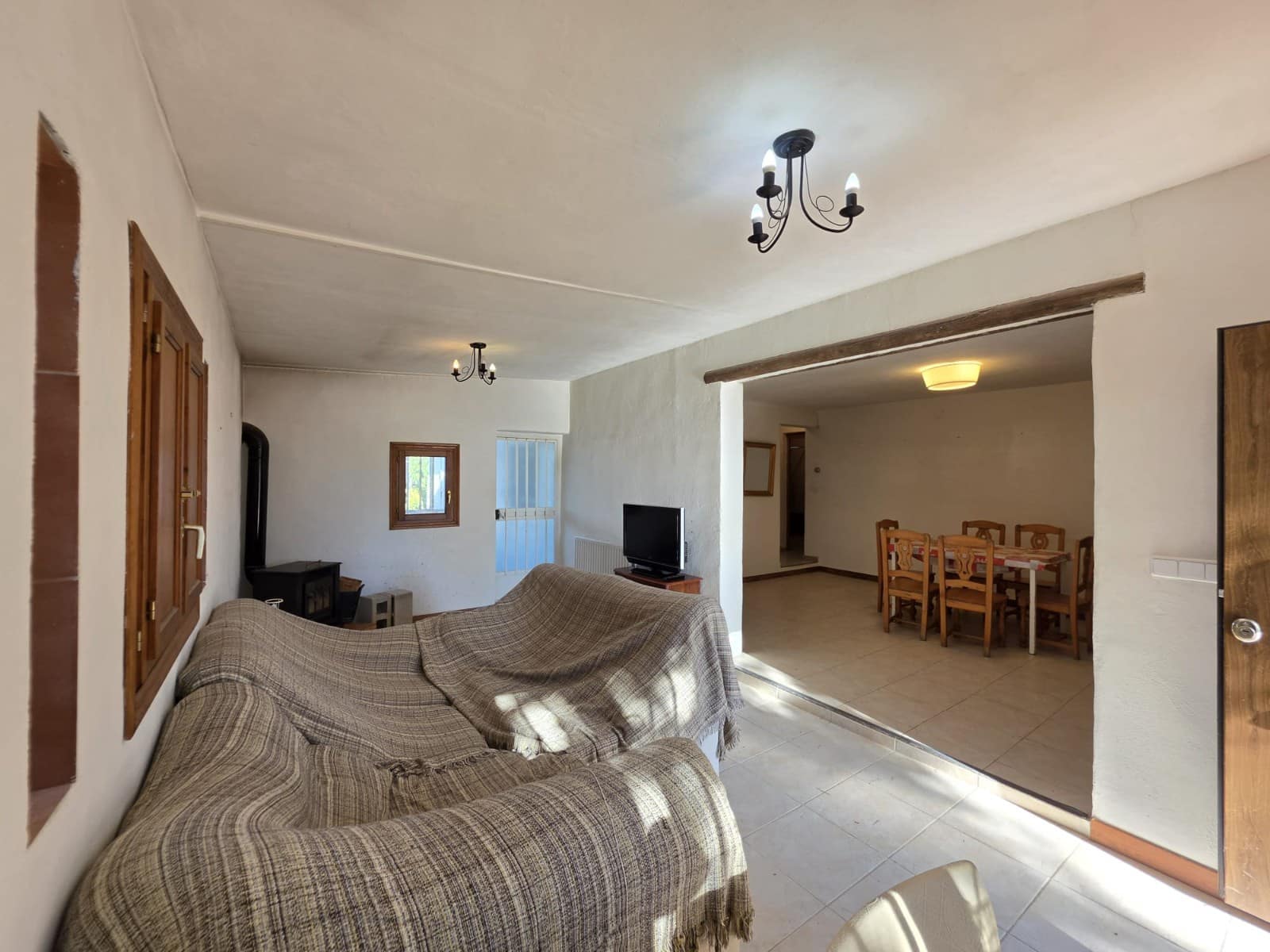 3 soveværelse Villa til salg i Monovar / Monover med swimmingpool - € 179.995 (Ref: 9941177)