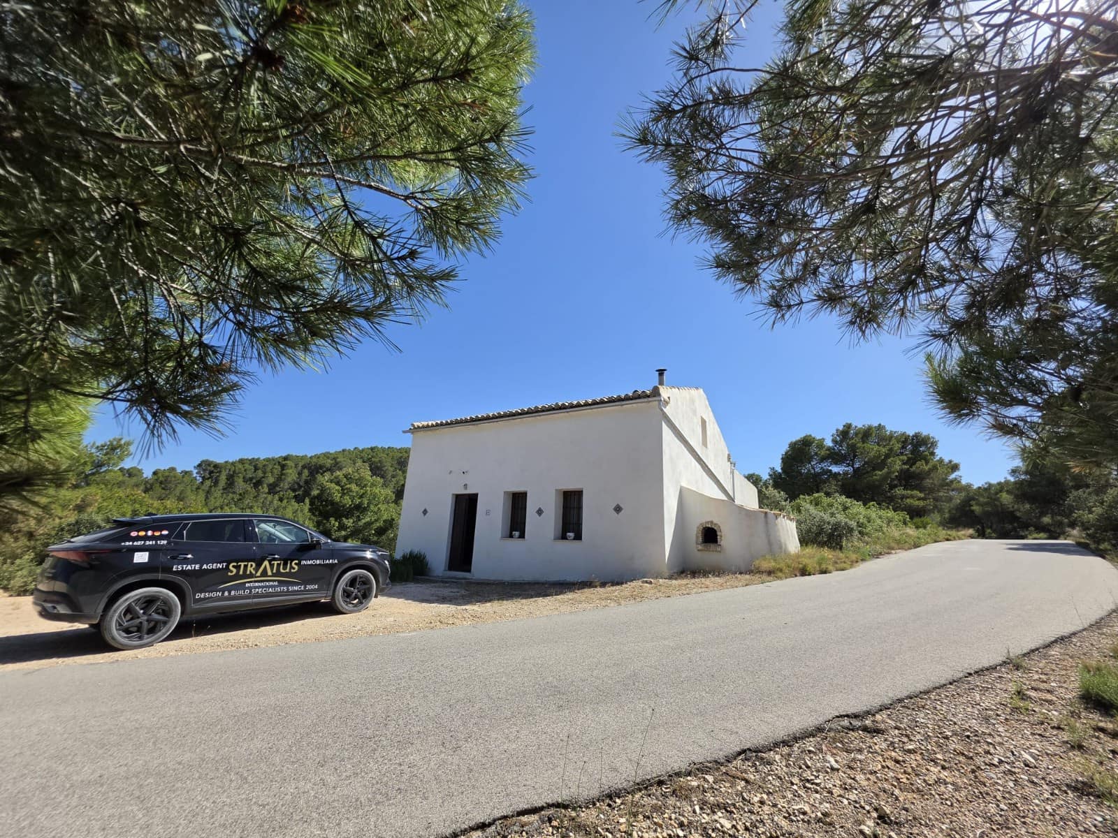 3 bedroom Finca/Country House for sale in Villena - € 149,995 (Ref: 9941511)